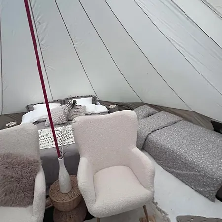 Elaemyksellinen Glamping-teltassa Glamping Kokkola (Karleby)