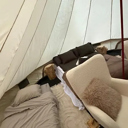 Elaemyksellinen Glamping-teltassa Luxuszelt